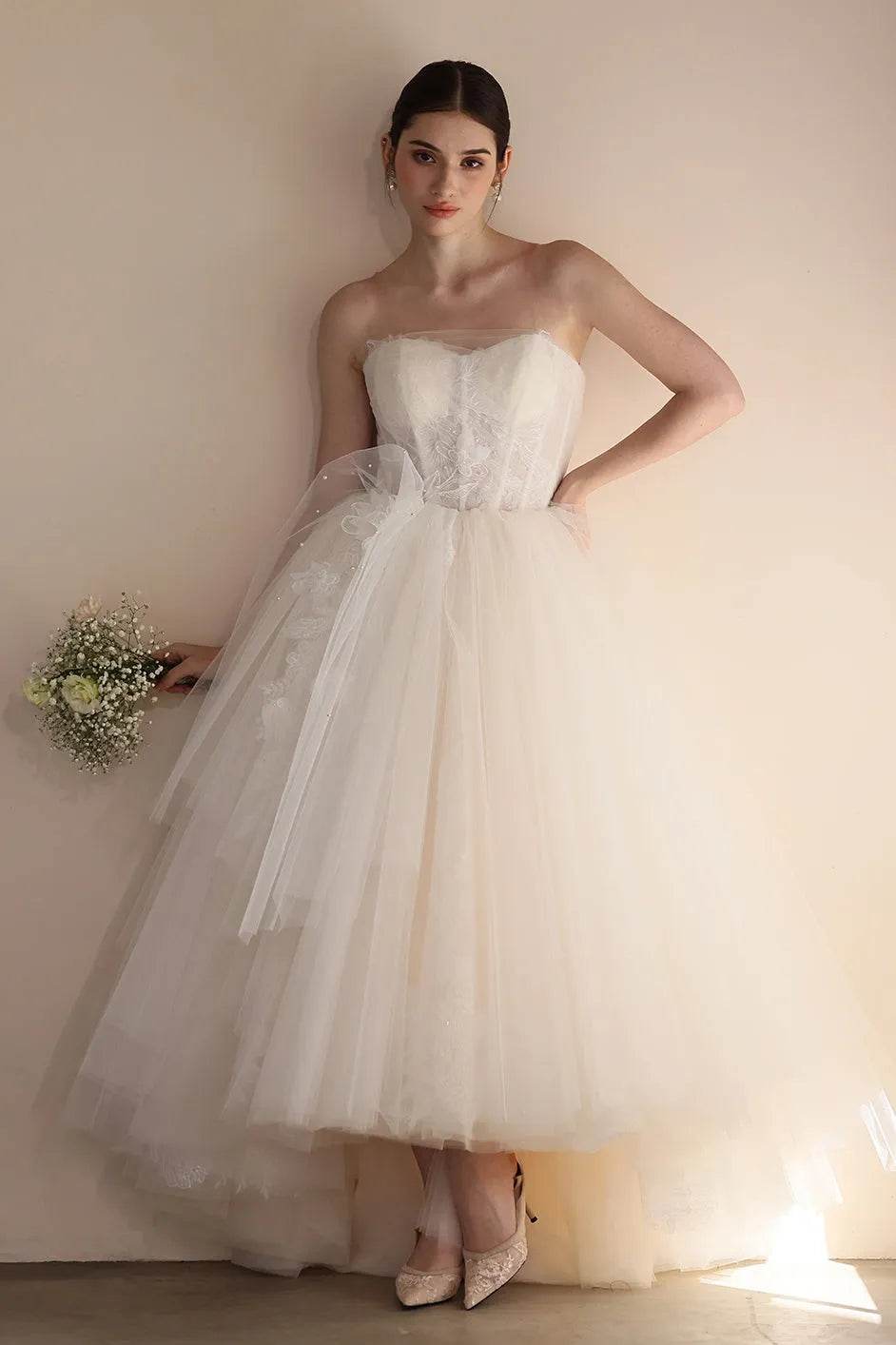 A-Line Floor Length Lace Tulle Wedding Dress CW3554 - COCOMELODY